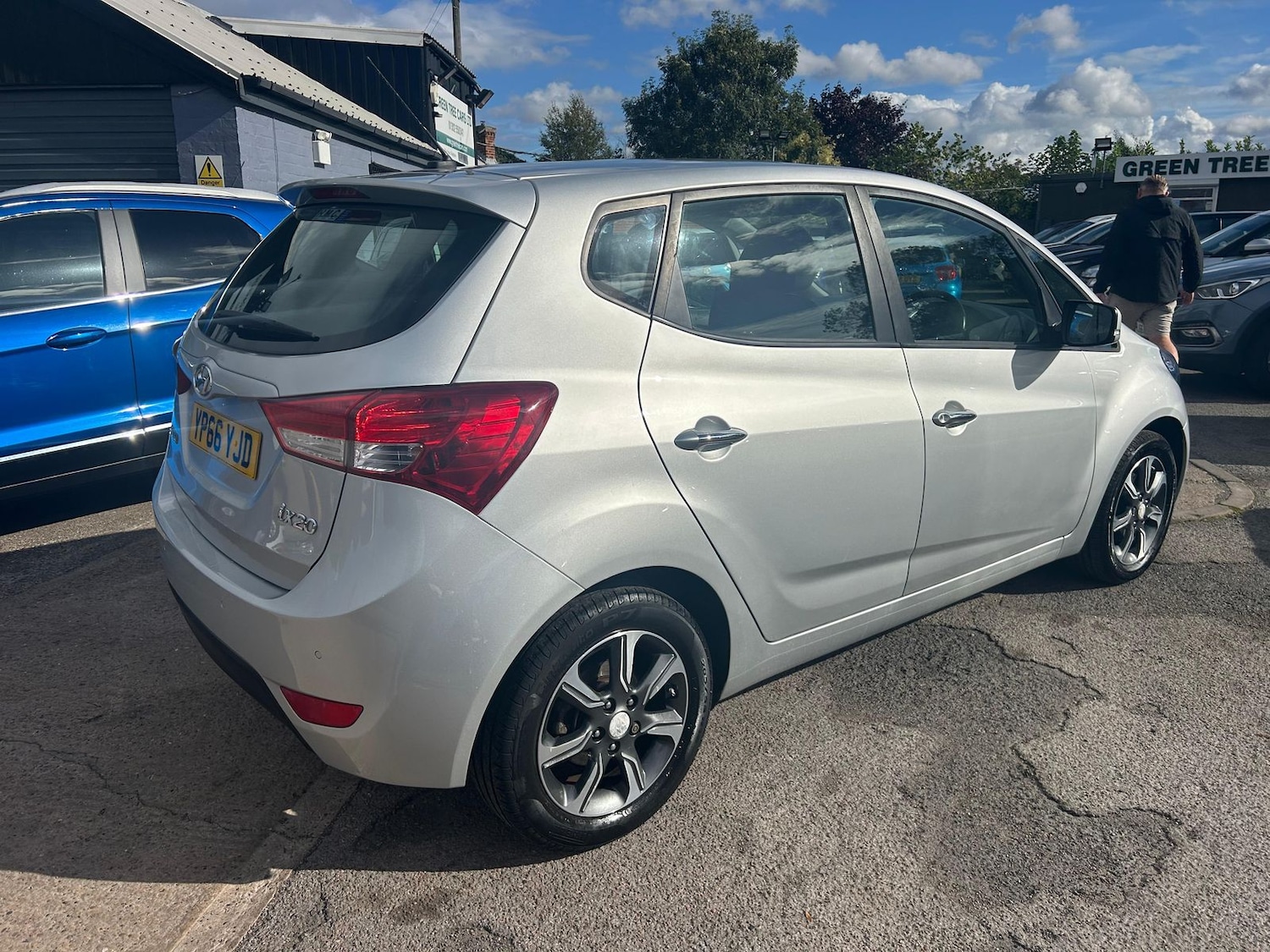 Used Hyundai Ix20 2016 for sale - 76022037: Photo 6