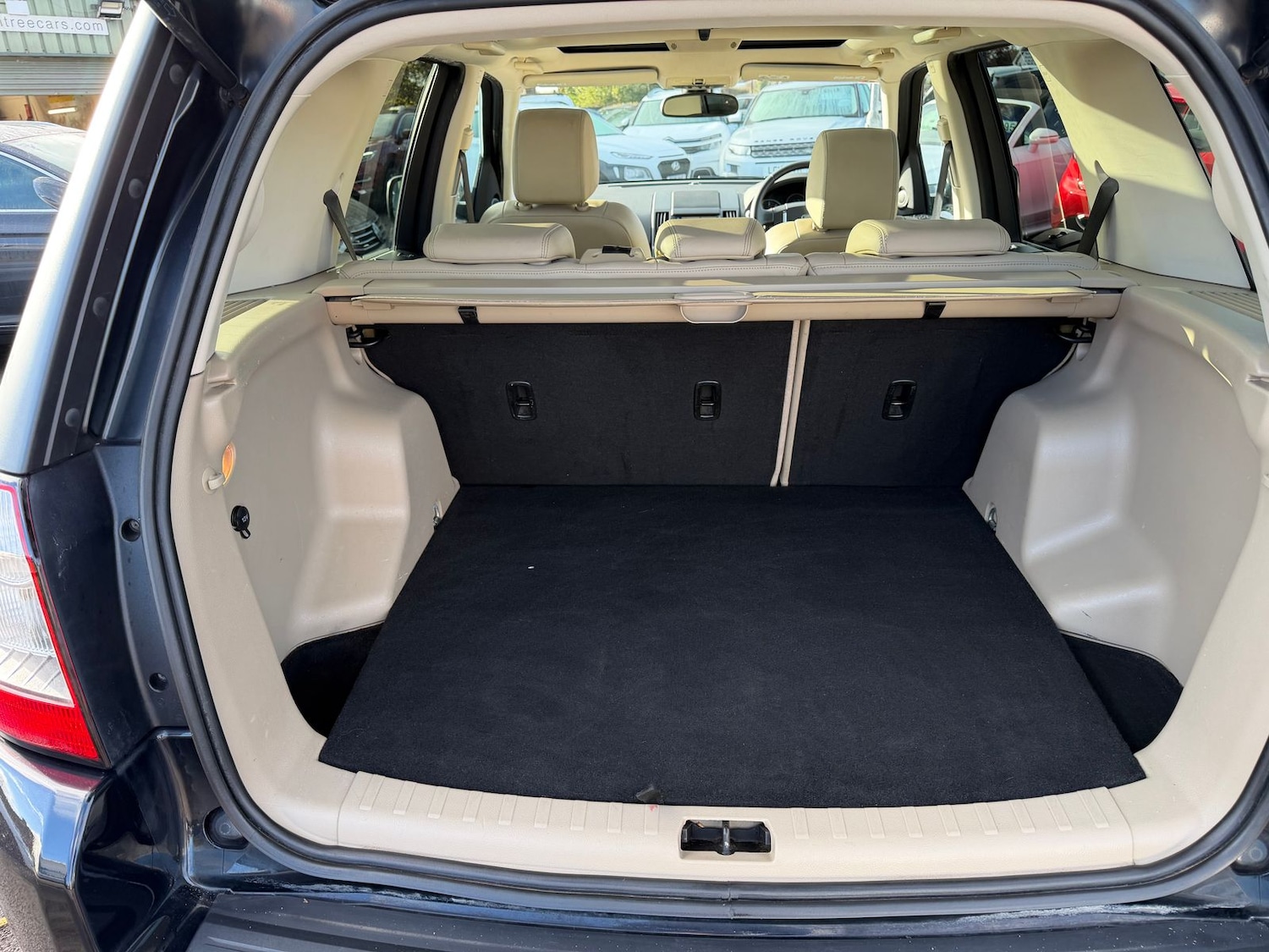 Used Land Rover Freelander 2011 for sale - 76539731: Photo 13