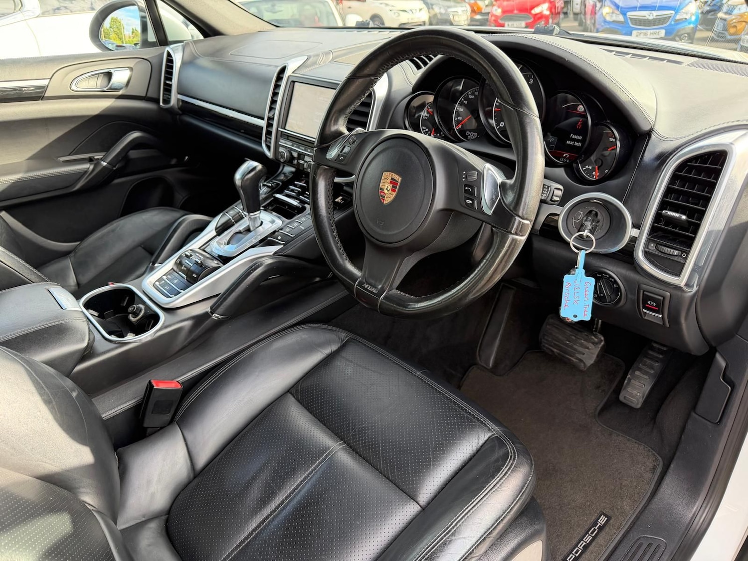 Used Porsche Cayenne 2012 for sale - 76350687: Photo 10