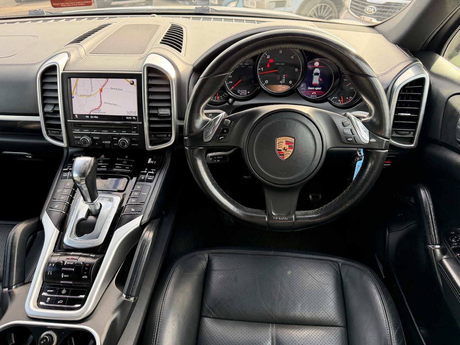Used Porsche Cayenne 2012 for sale - 76350687: Photo 11