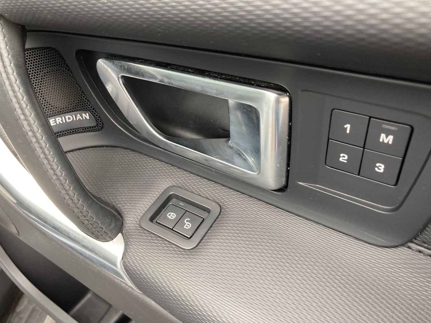 Used Land Rover Discovery Sport 2016 for sale - 77405583: Photo 16