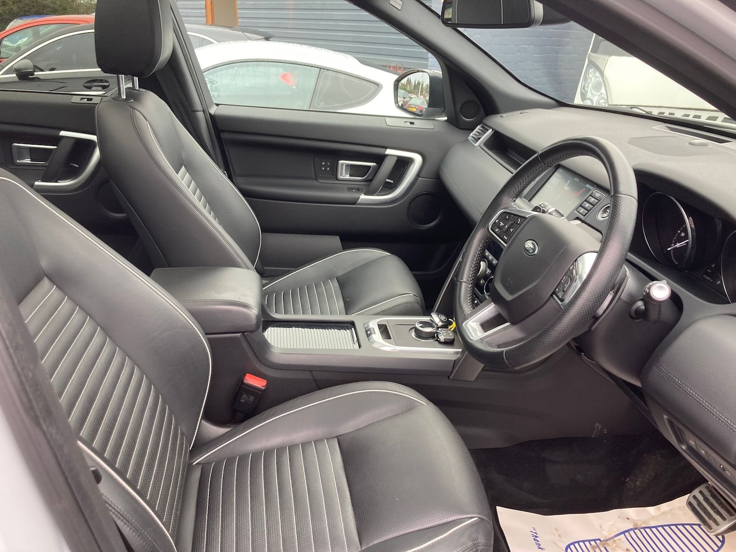 Used Land Rover Discovery Sport 2016 for sale - 77405583: Photo 28