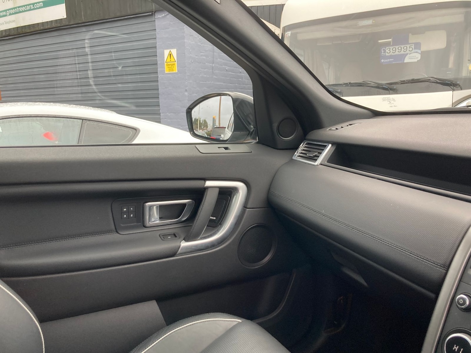 Used Land Rover Discovery Sport 2016 for sale - 77405583: Photo 30