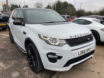Used Land Rover Discovery Sport 2016 for sale - 77405583: Photo