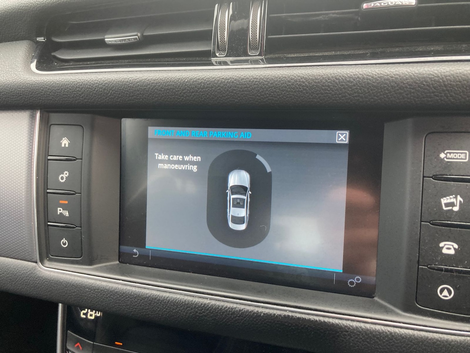 Used Jaguar XF 2017 for sale - 76539738: Photo 12