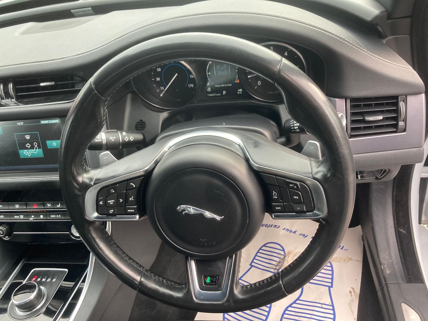 Used Jaguar XF 2017 for sale - 76539738: Photo 19