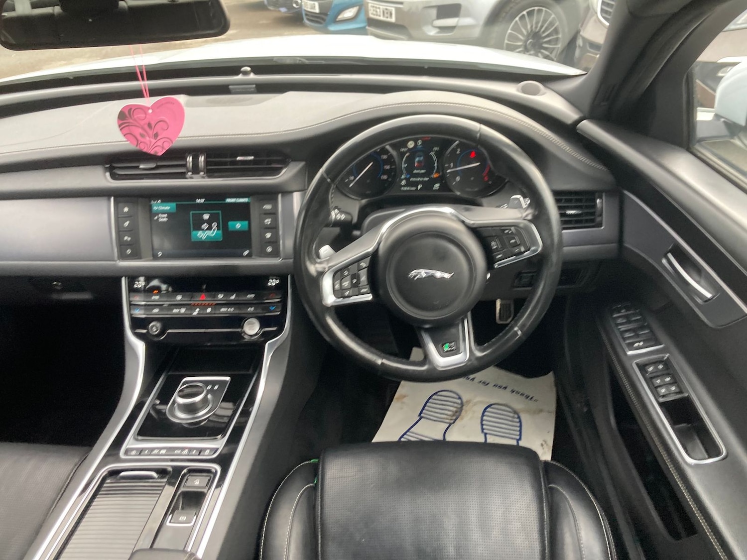 Used Jaguar XF 2017 for sale - 76539738: Photo 20