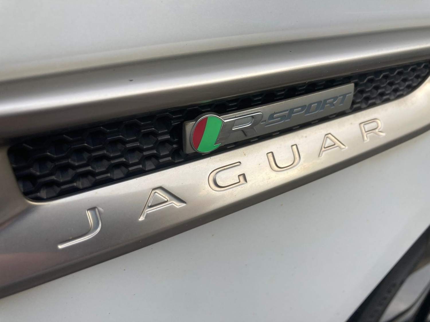 Used Jaguar XF 2017 for sale - 76539738: Photo 5