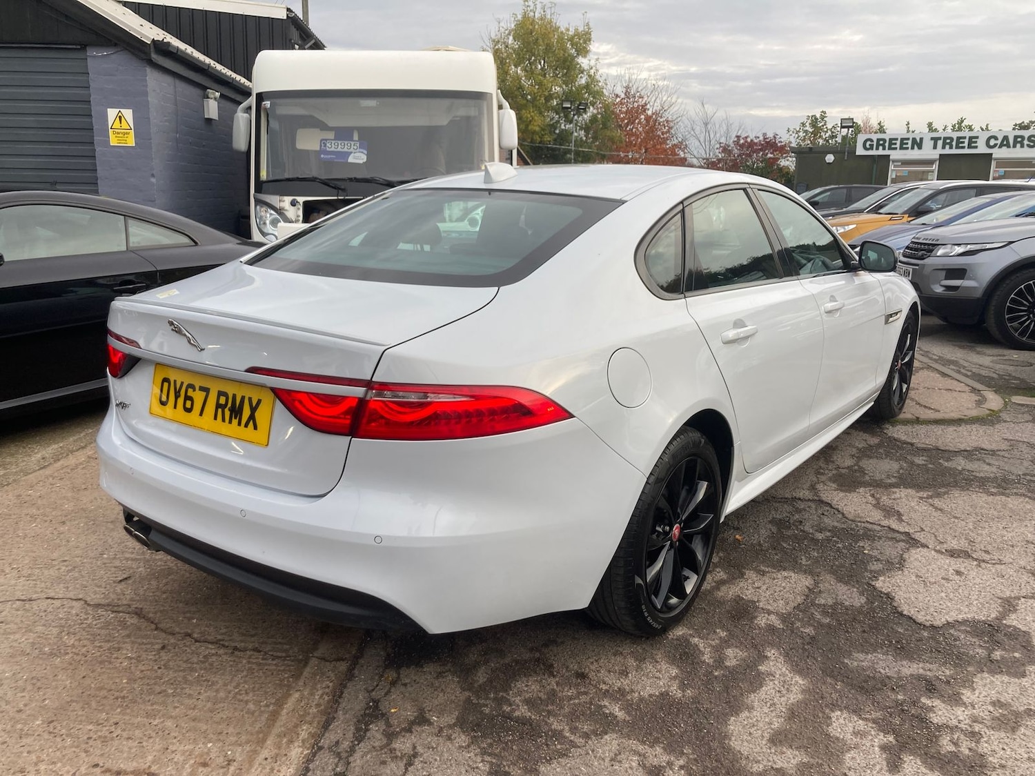 Used Jaguar XF 2017 for sale - 76539738: Photo 7