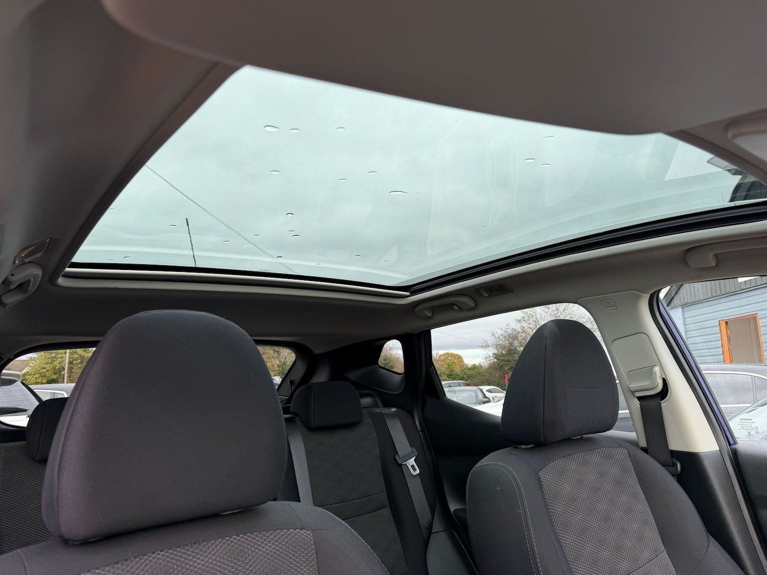 Used Nissan Qashqai 2016 for sale - 76736826: Photo 12