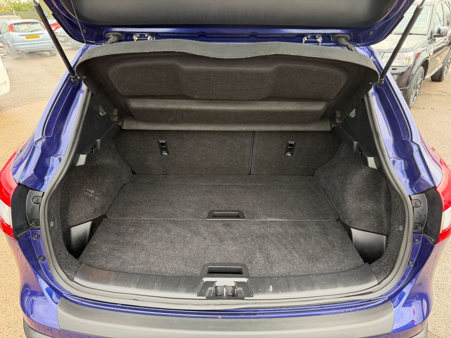 Used Nissan Qashqai 2016 for sale - 76736826: Photo 15