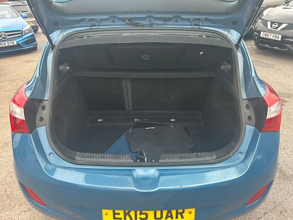 Used Hyundai i30 2015 for sale - 76285538: Photo 15