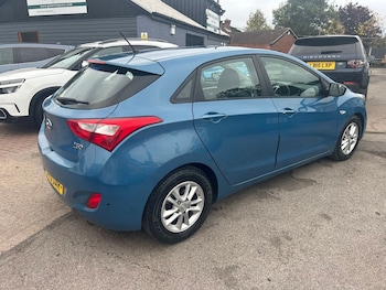 Used Hyundai i30 2015 for sale - 76285538: Photo 3
