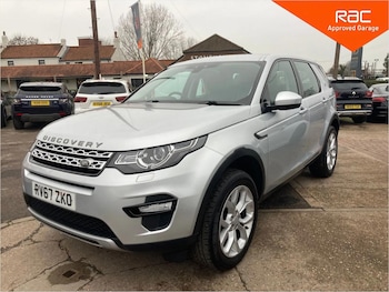 Used Land Rover Discovery Sport 2017 for sale - 77324770: Photo