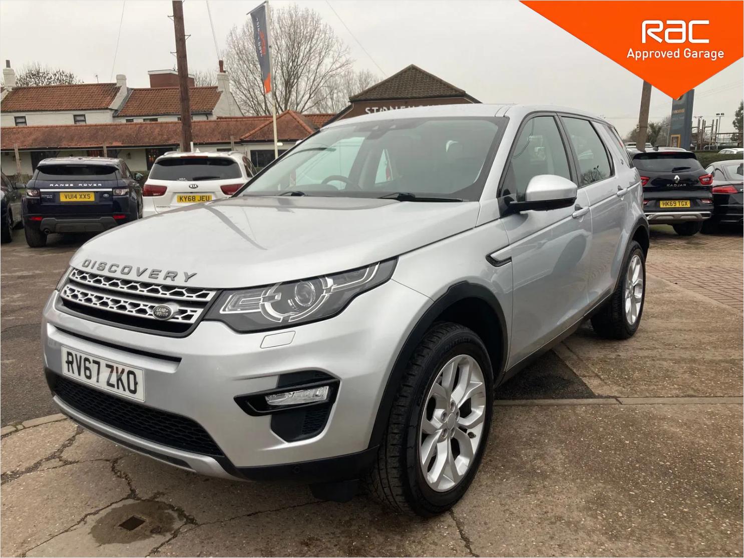 Used Land Rover Discovery Sport 2017 for sale - 77324770: Photo 9