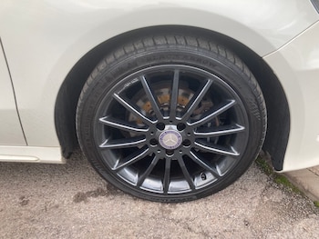 Used Mercedes-Benz A-Class 2014 for sale - 76420255: Photo