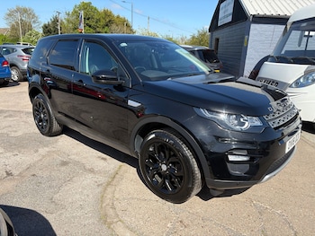 Used Land Rover Discovery Sport 2018 for sale - 78343605: Photo