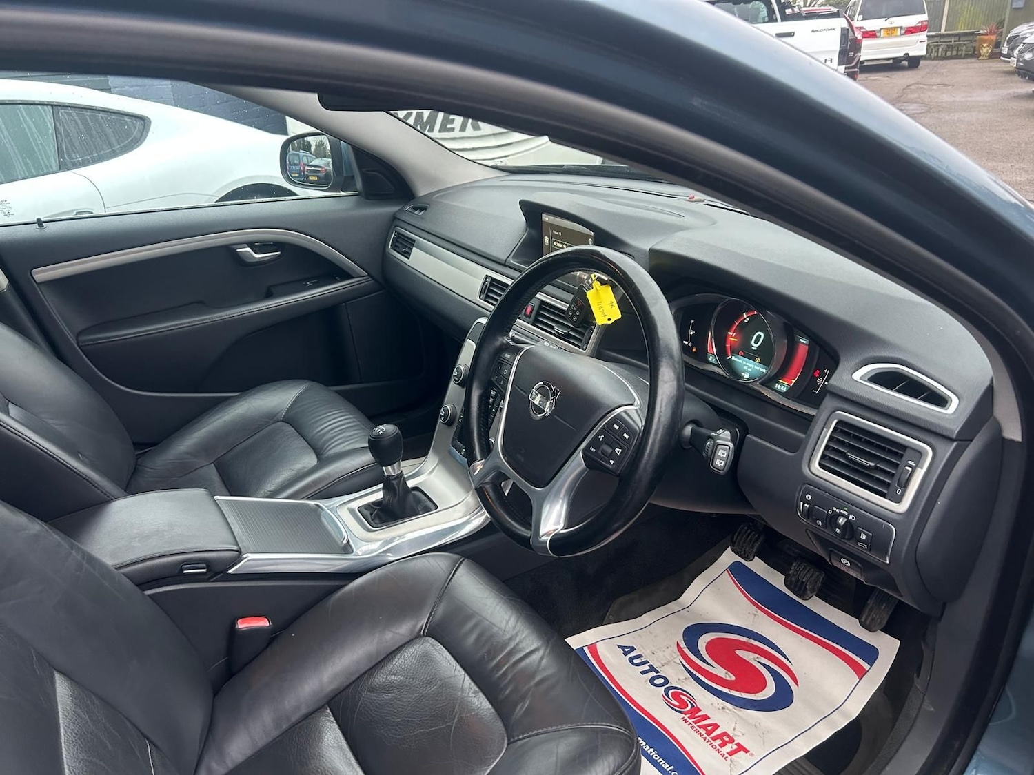 Used Volvo V70 2013 for sale - 77218918: Photo 11