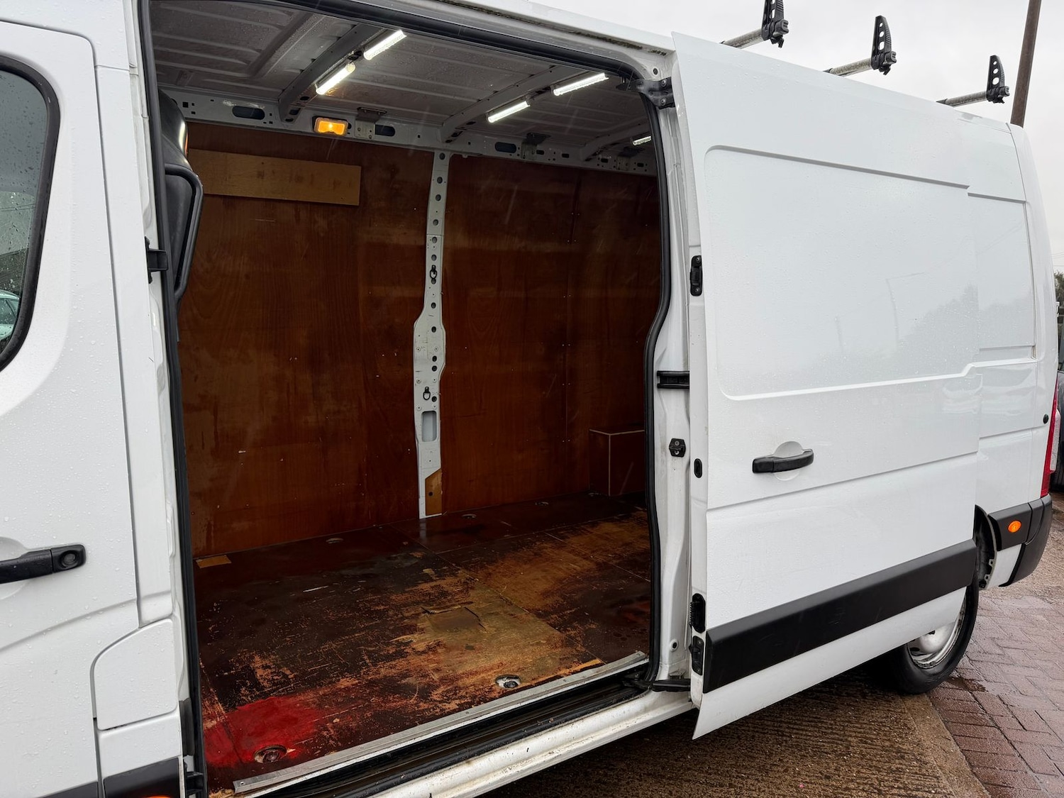 Used Nissan NV400 2021 for sale - 77471012: Photo 11