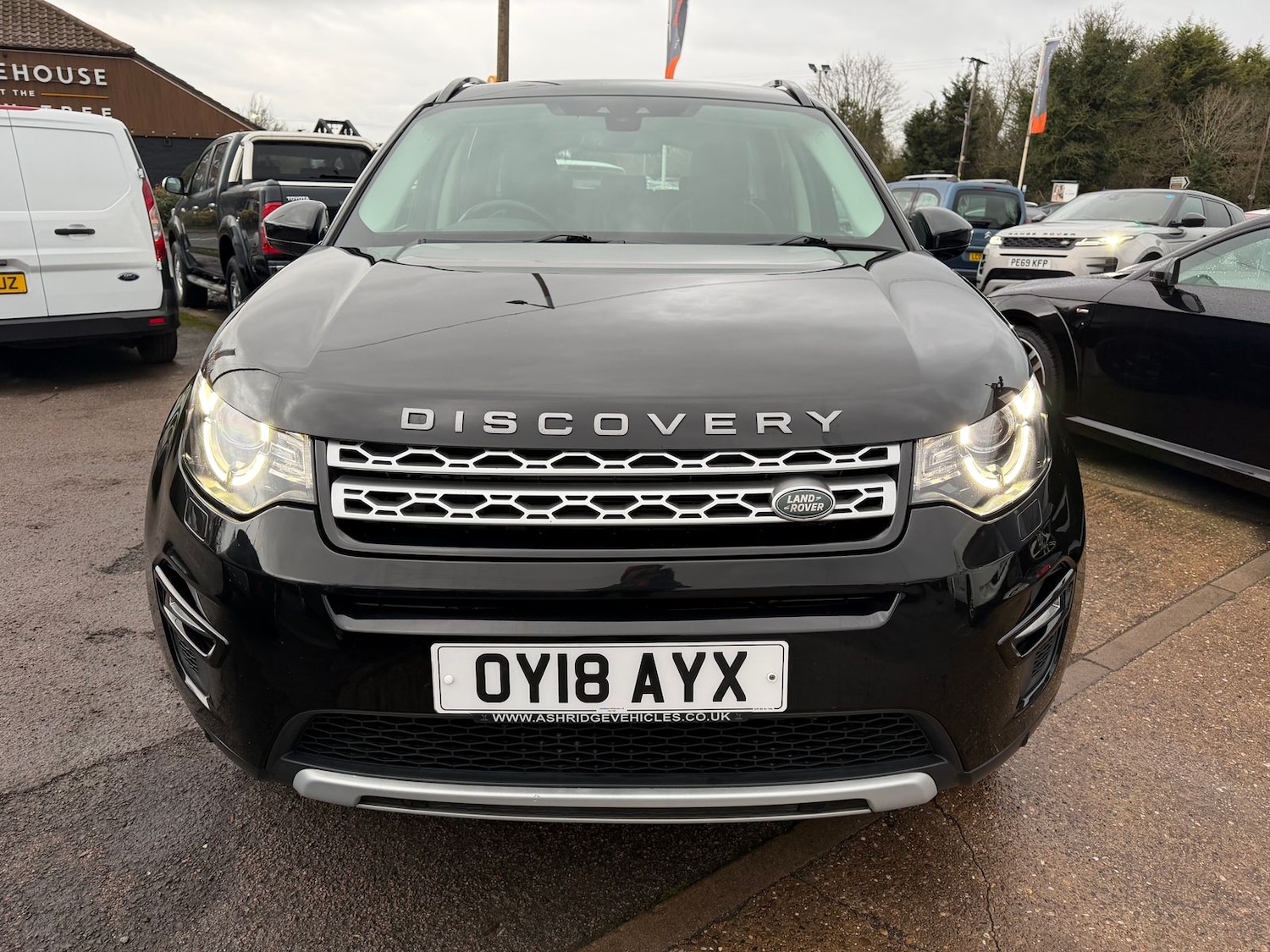 Used Land Rover Discovery Sport 2018 for sale - 77158076: Photo 2