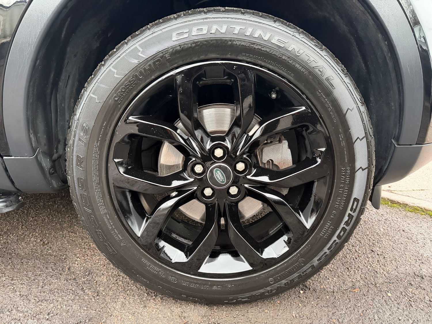 Used Land Rover Discovery Sport 2018 for sale - 77158076: Photo 4