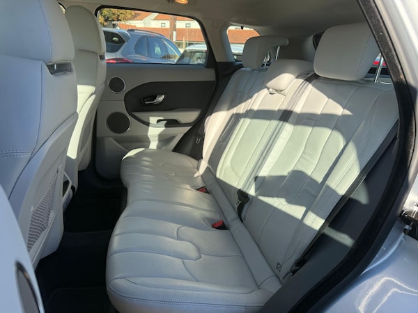 Used Land Rover Range Rover Evoque 2015 for sale - 74536000: Photo 17