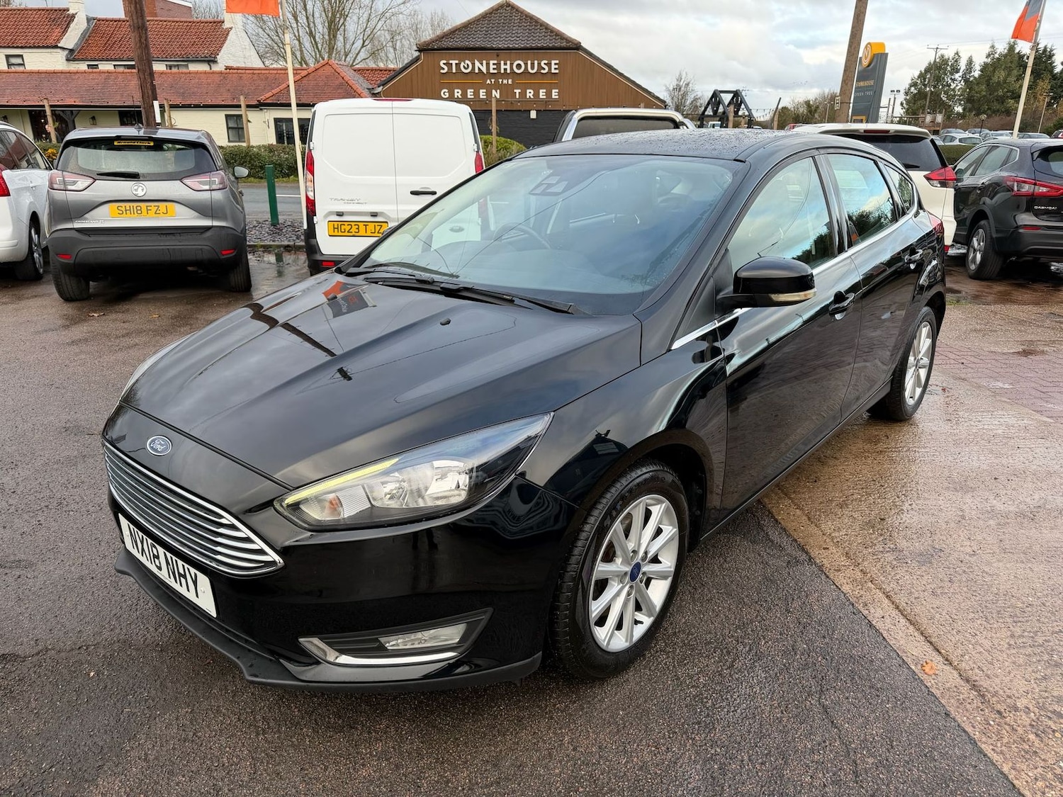 Used Ford Focus 2018 for sale - 76773537: Photo 1