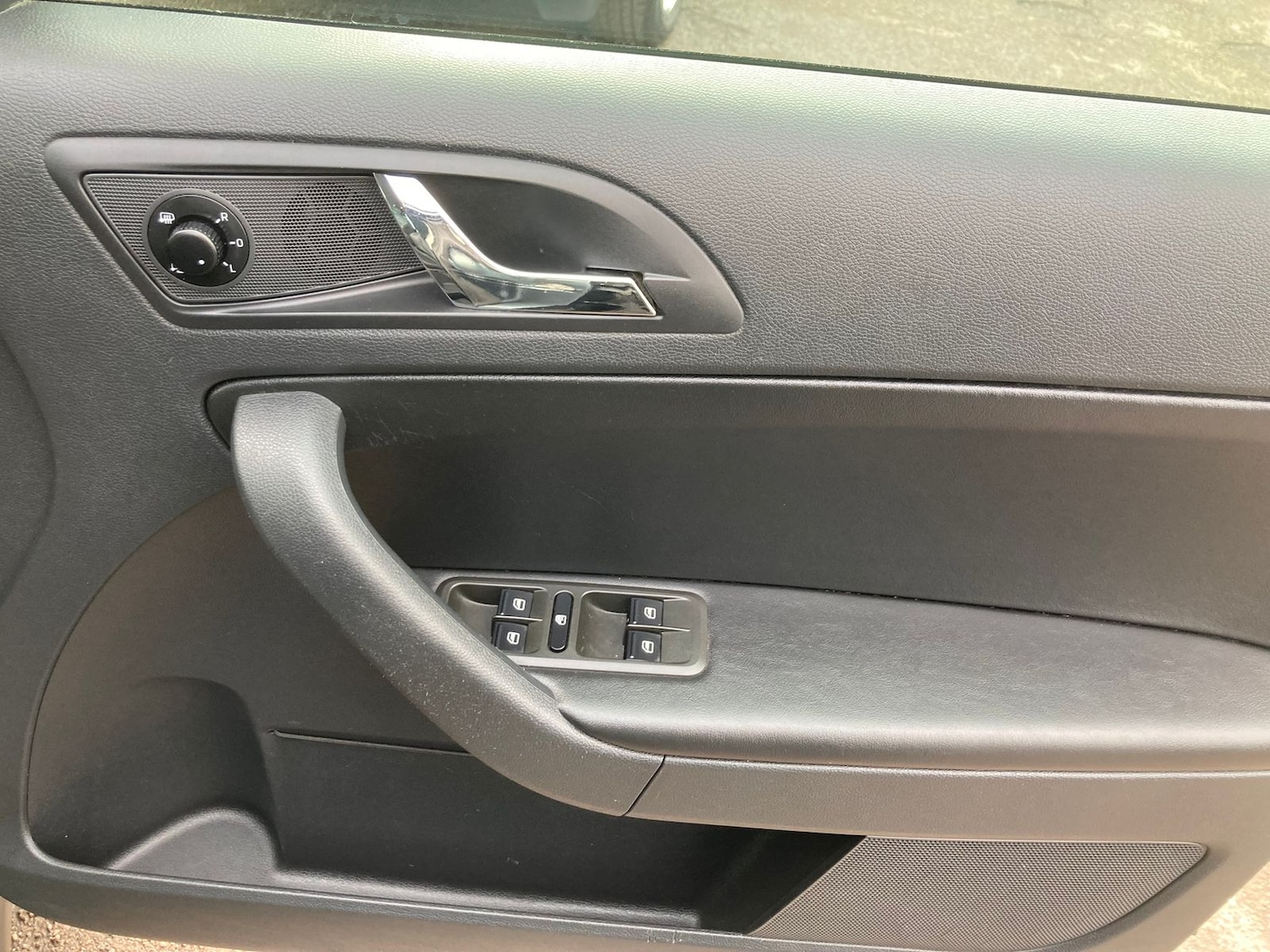 Used Skoda Yeti 2015 for sale - 77588680: Photo 11