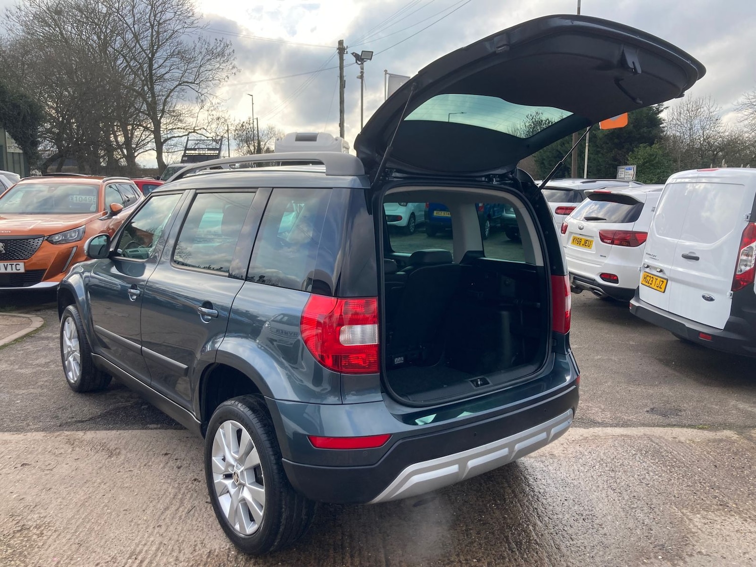 Used Skoda Yeti 2015 for sale - 77588680: Photo 9