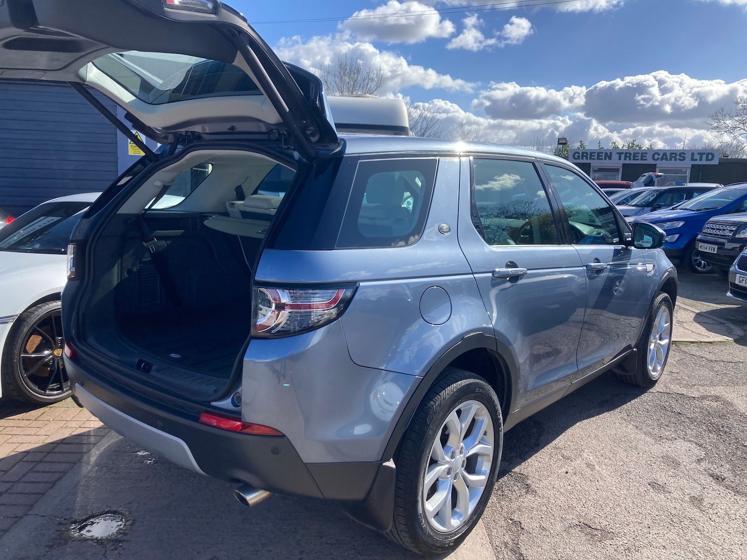 Used Land Rover Discovery Sport 2017 for sale - 77894038: Photo 6
