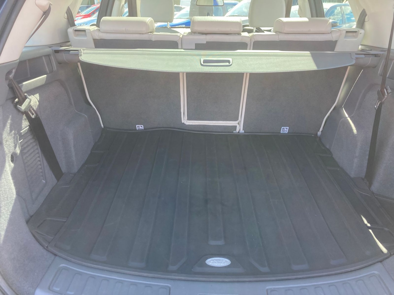 Used Land Rover Discovery Sport 2017 for sale - 77894038: Photo 9