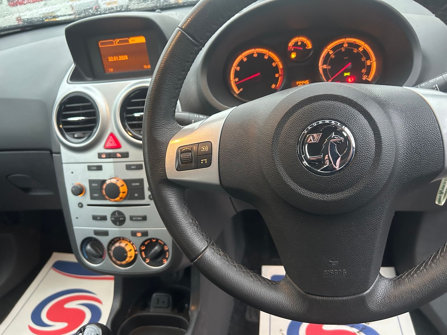 Used Vauxhall Corsa 2014 for sale - 77307792: Photo 11