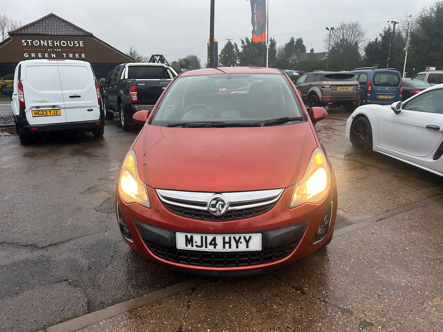 Used Vauxhall Corsa 2014 for sale - 77307792: Photo 2