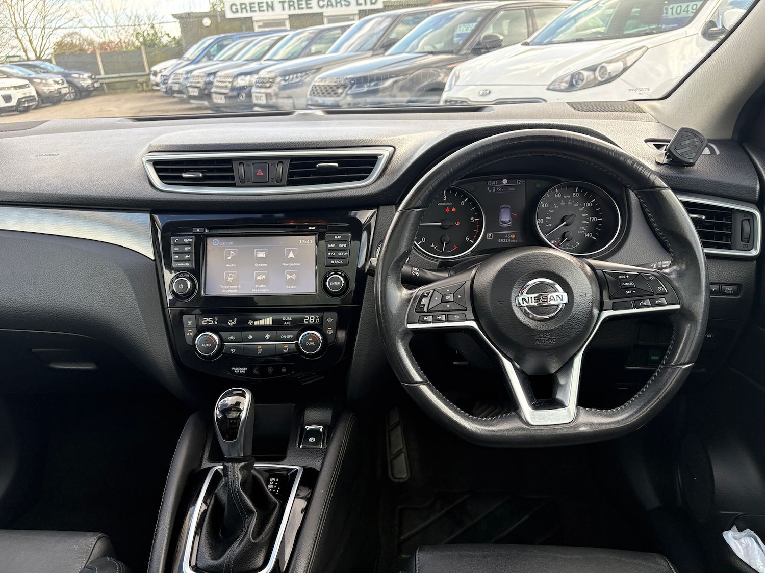 Used Nissan Qashqai 2017 for sale - 78022640: Photo 12