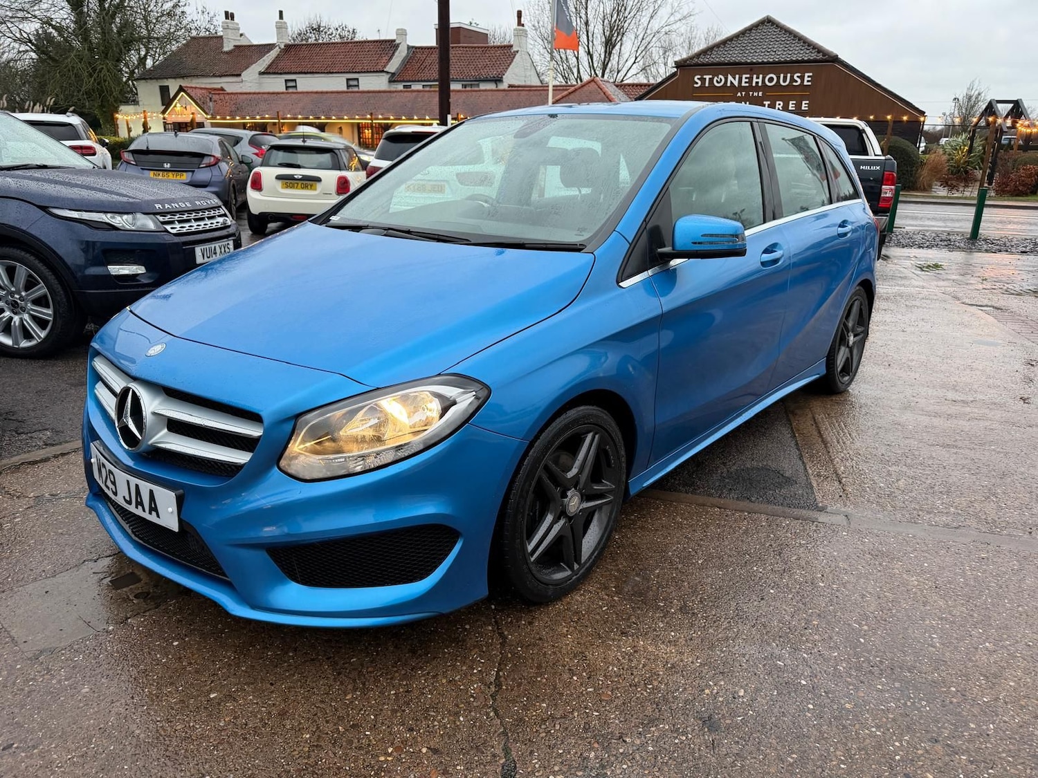 Used Mercedes-Benz B Class 2015 for sale - 77281193: Photo 2