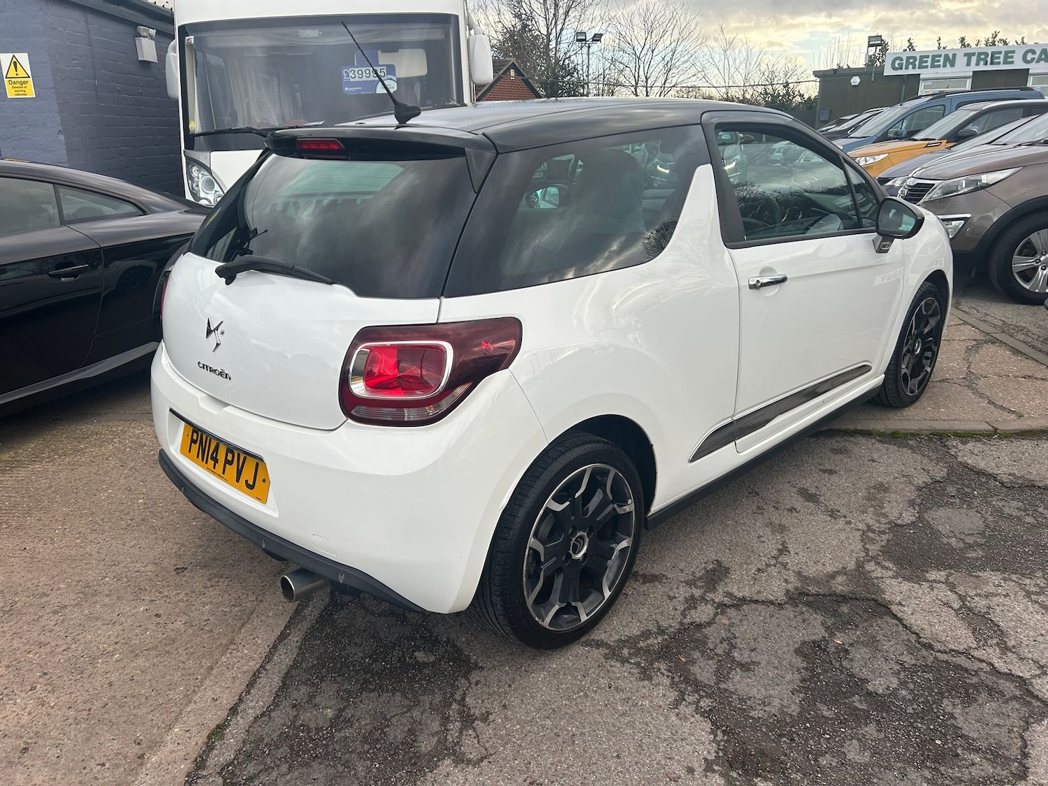 Used Citroen DS3 2014 for sale - 76901626: Photo 3