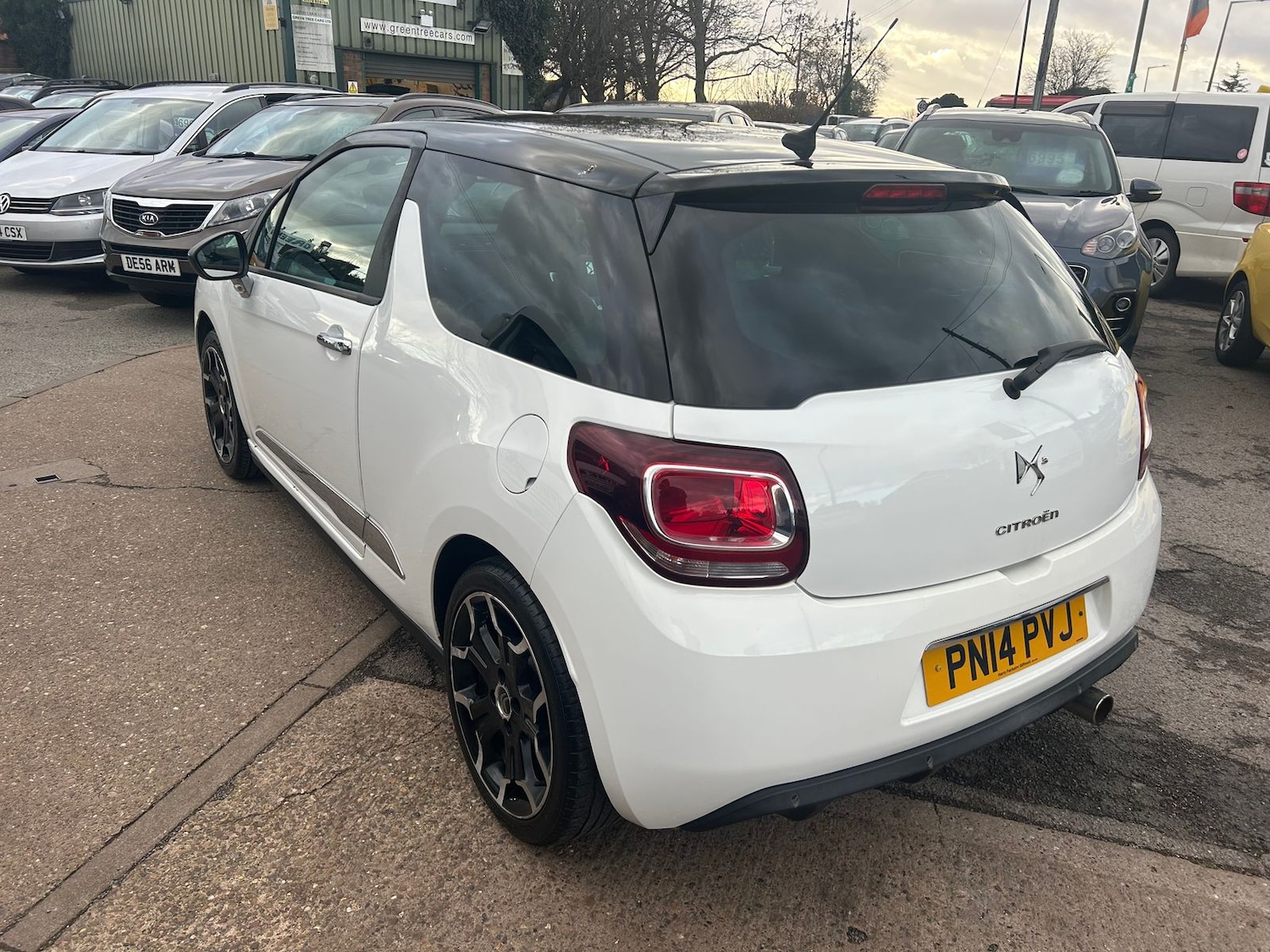 Used Citroen DS3 2014 for sale - 76901626: Photo 4