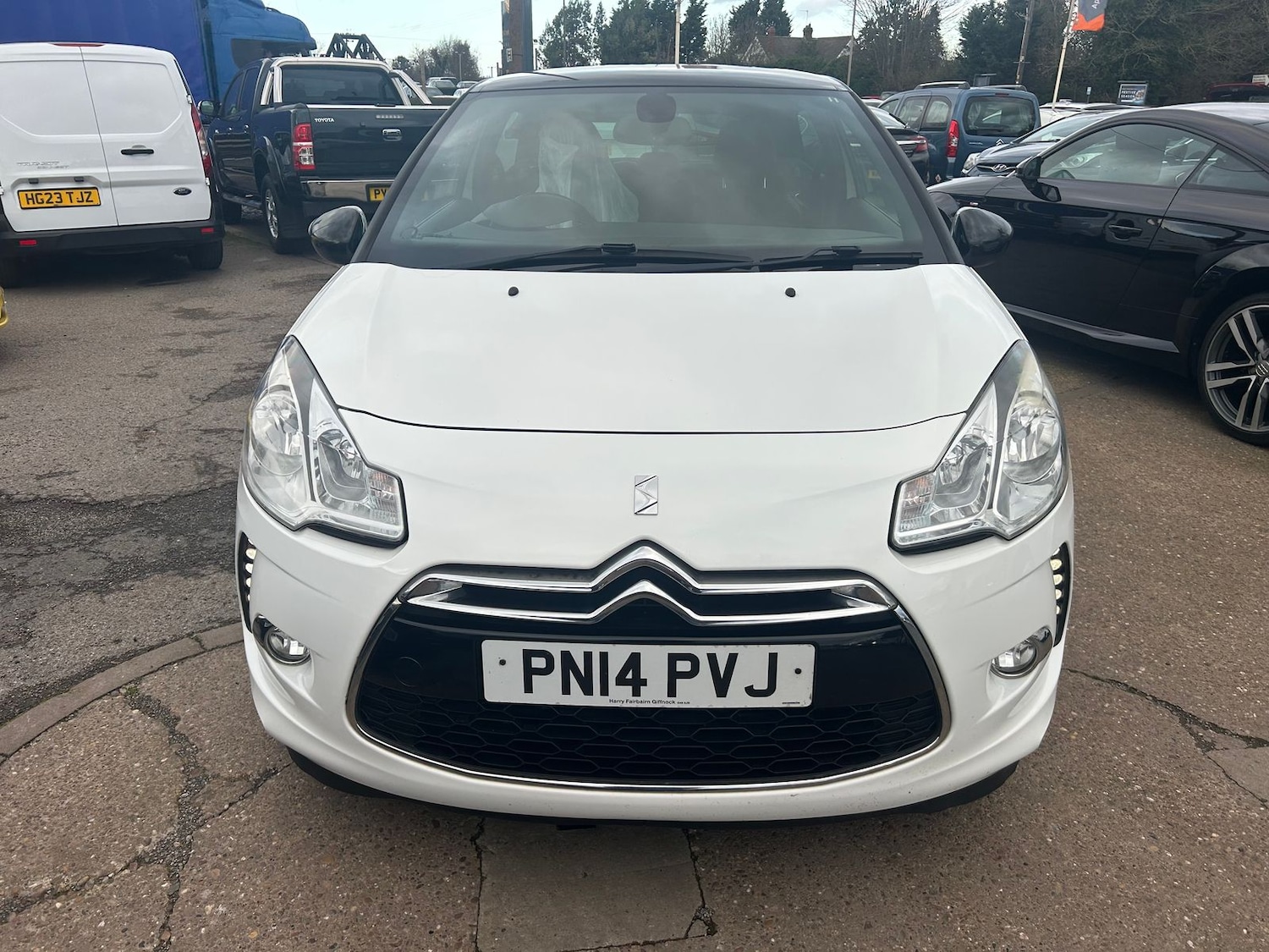Used Citroen DS3 2014 for sale - 76901626: Photo 5