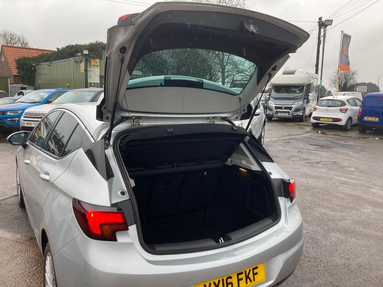 Used Vauxhall Astra 2016 for sale - 77471003: Photo 9