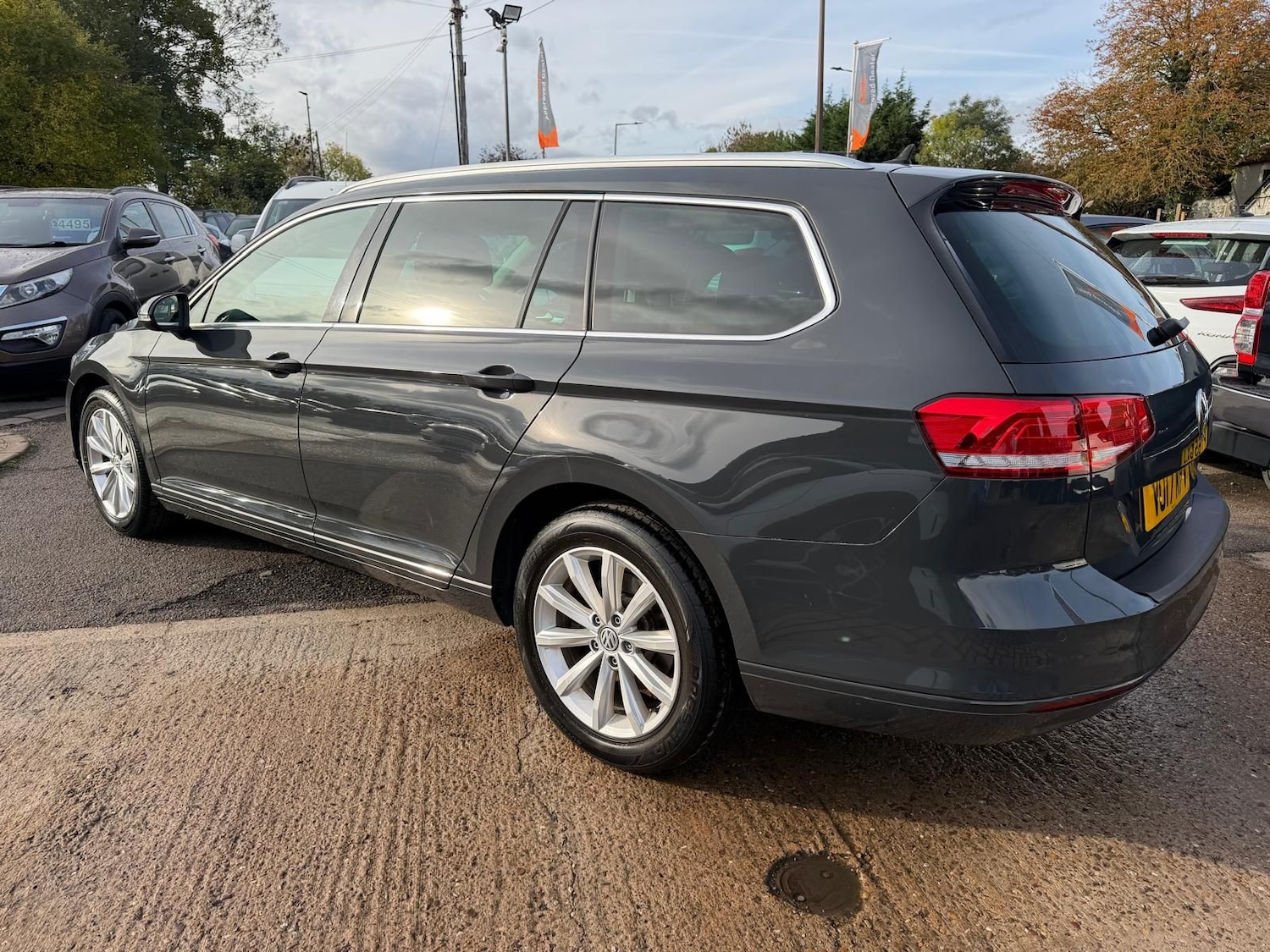 Used Volkswagen Passat 2017 for sale - 76434573: Photo 3