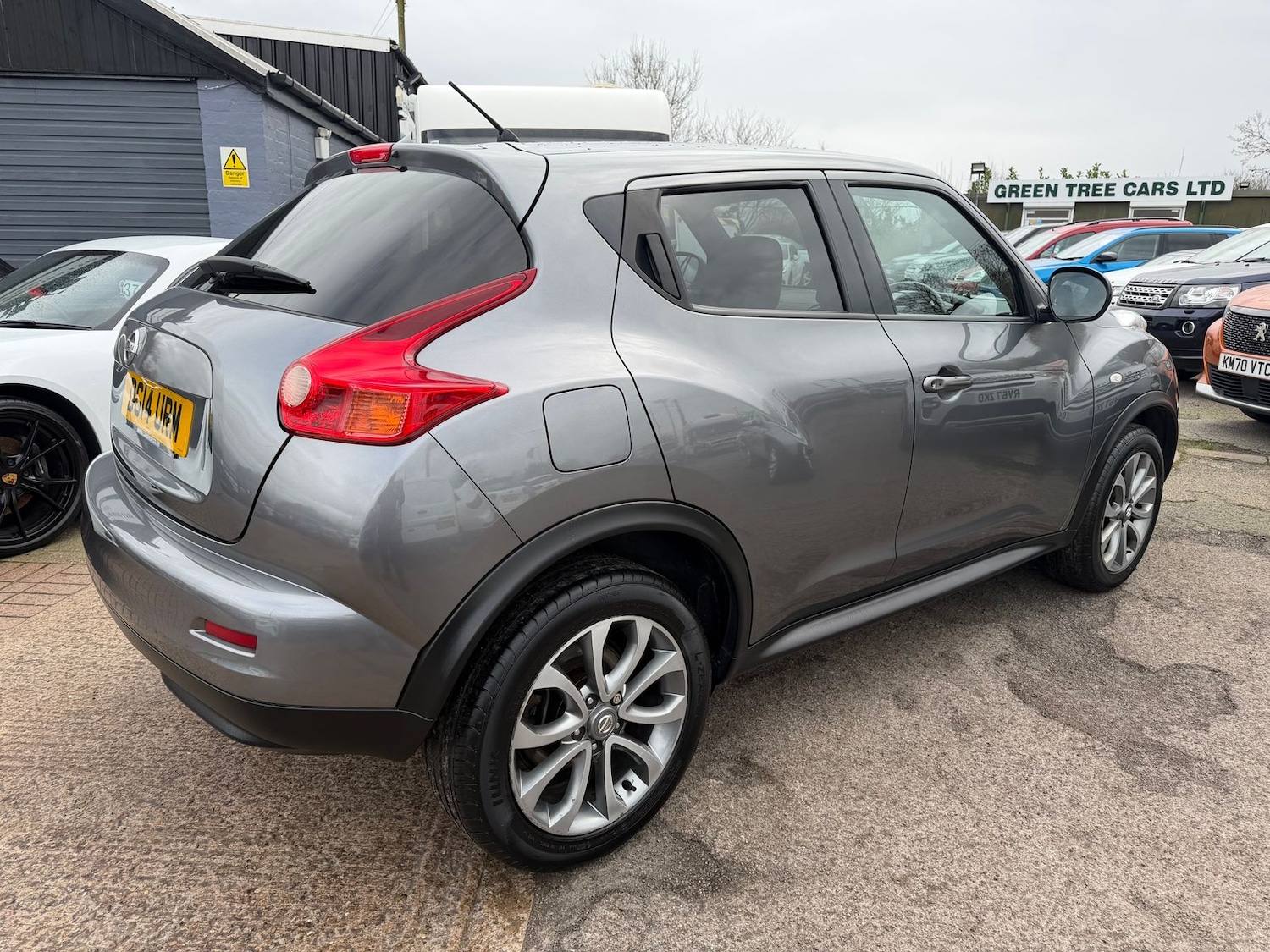 Used Nissan Juke 2014 for sale - 77648227: Photo 6