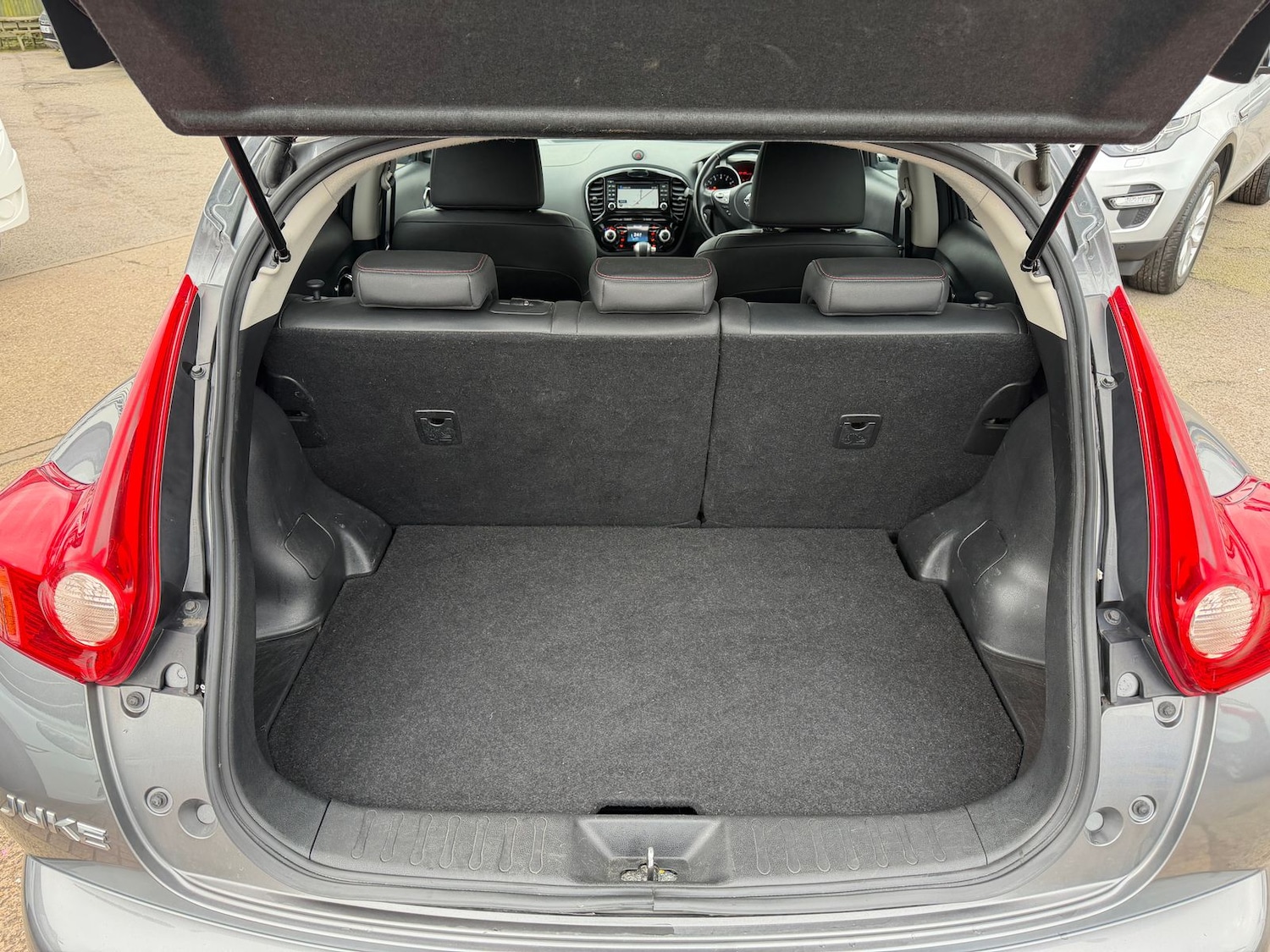 Used Nissan Juke 2014 for sale - 77648227: Photo 8