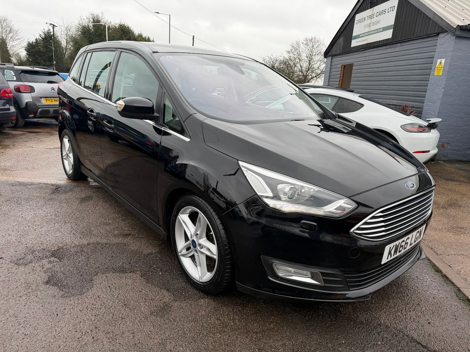 Used Ford Grand C-Max 2017 for sale - 77499816: Photo 3