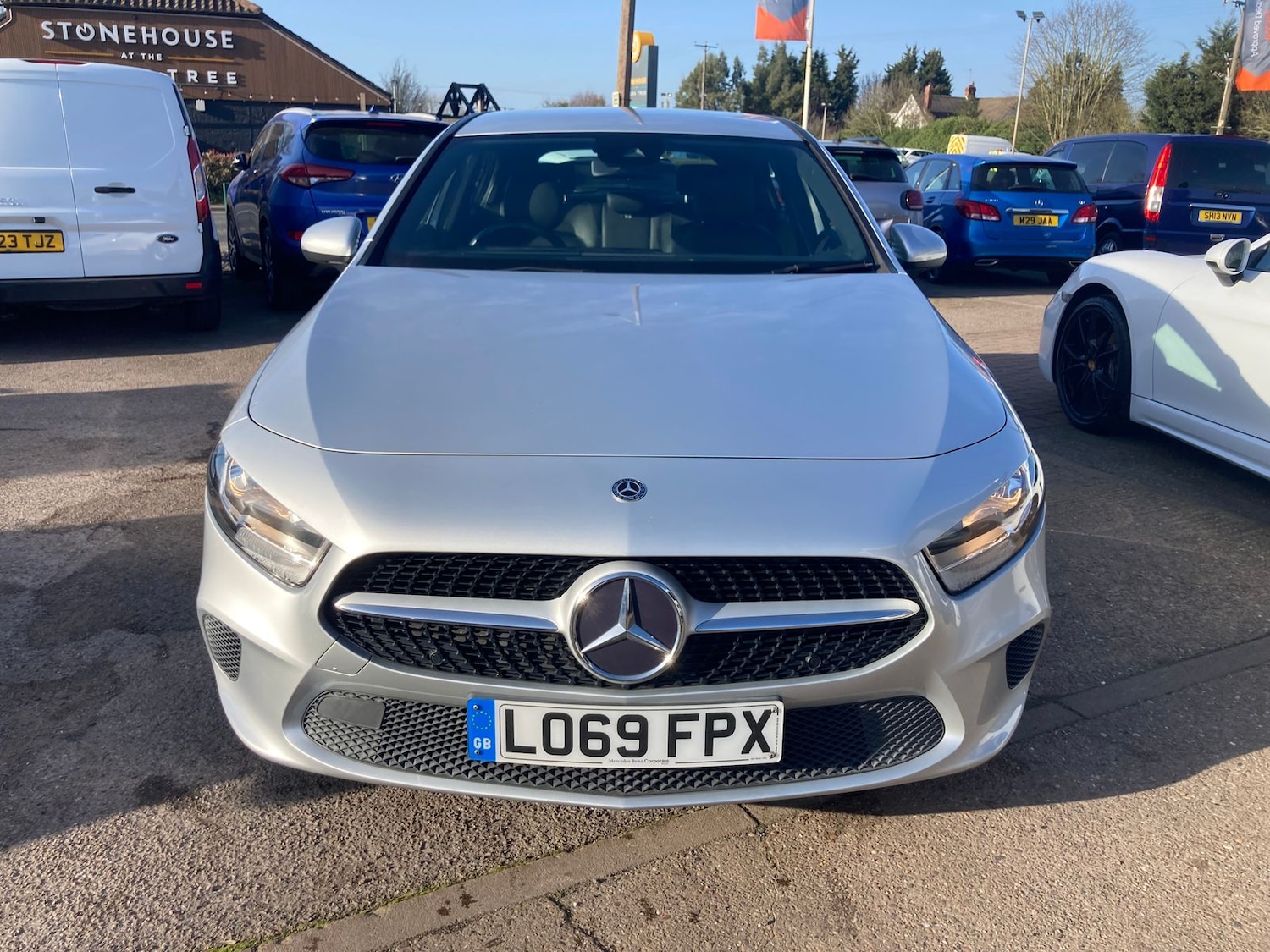 Used Mercedes-Benz A-Class 2019 for sale - 77740189: Photo 2