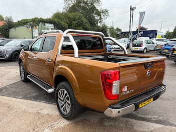 Used Nissan Navara 2019 for sale - 79720321: Photo