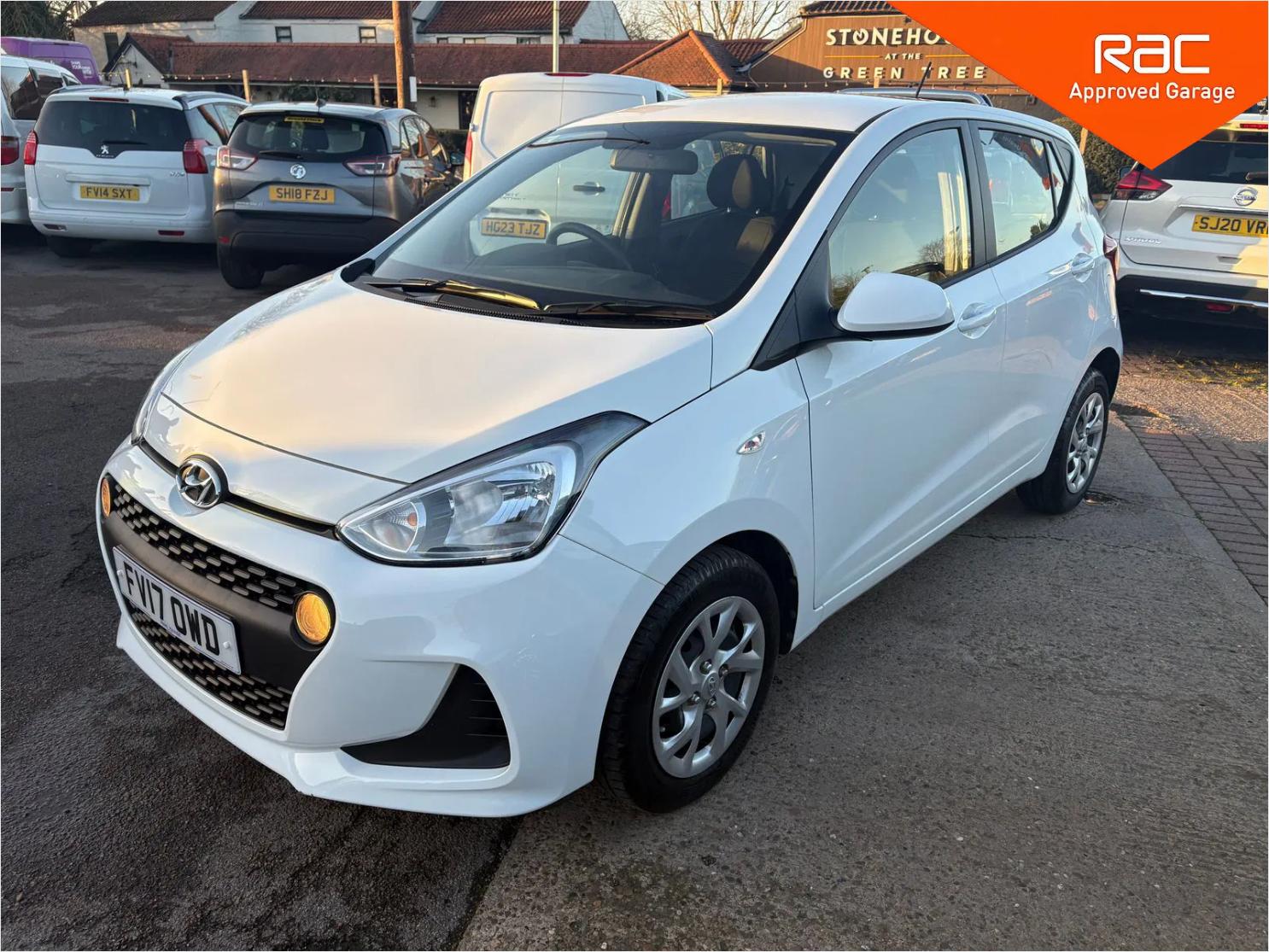 Used Hyundai i10 2017 for sale - 77010614: Photo 1