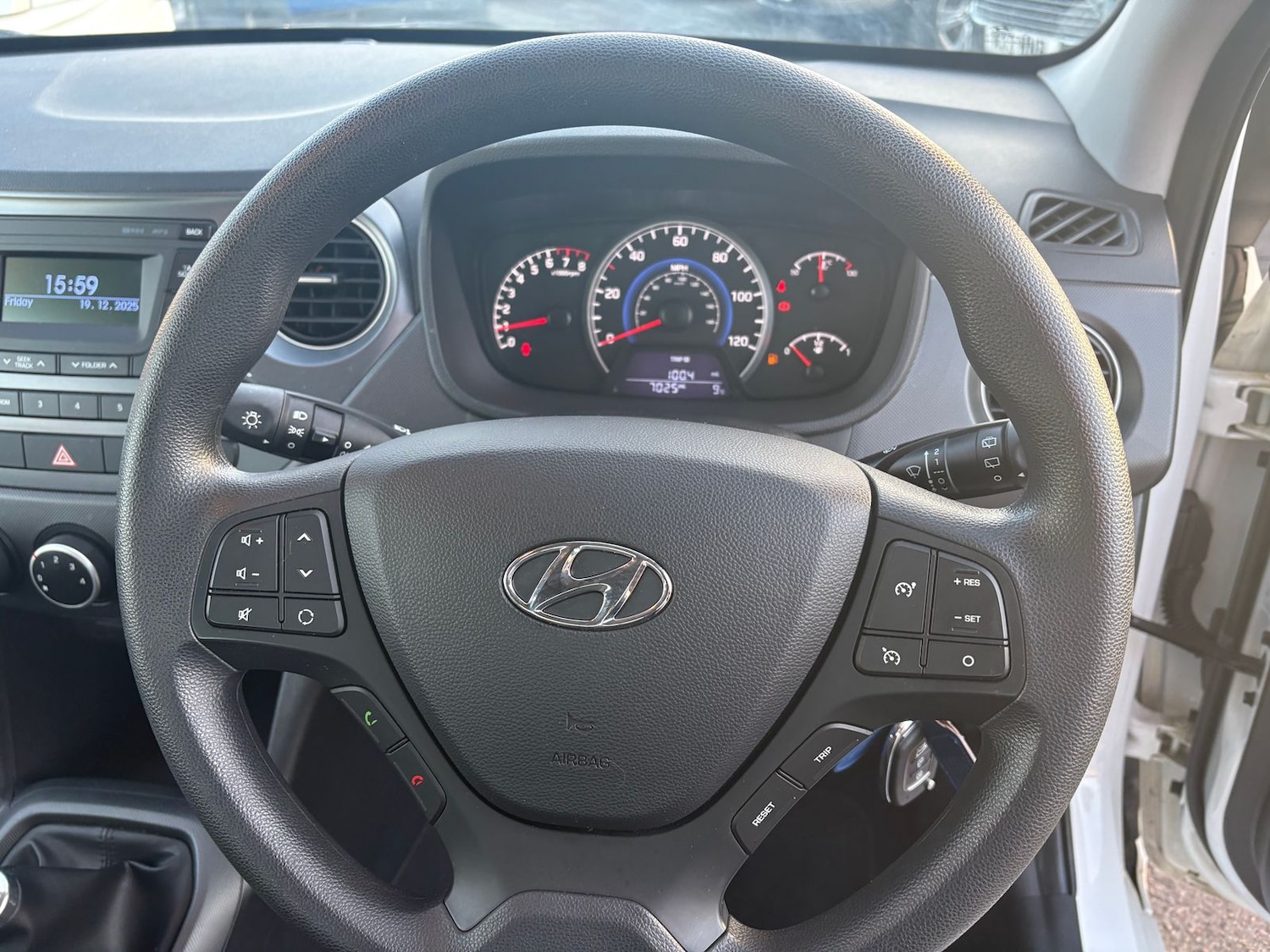 Used Hyundai i10 2017 for sale - 77010614: Photo 12