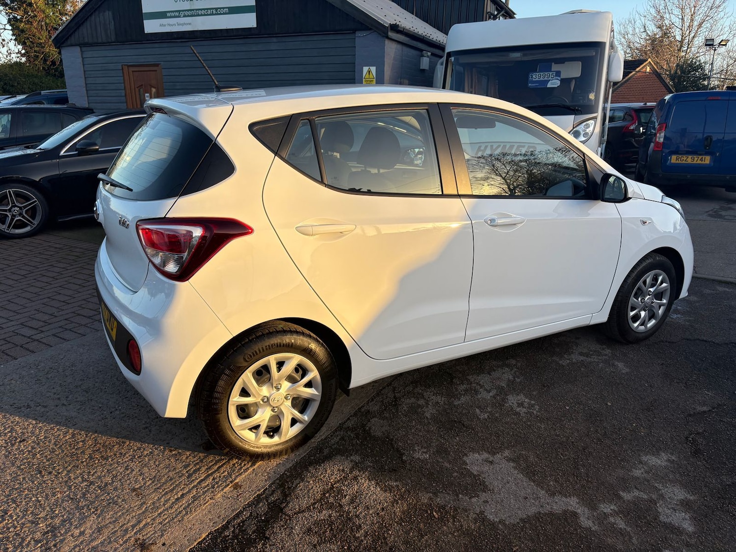 Used Hyundai i10 2017 for sale - 77010614: Photo 4