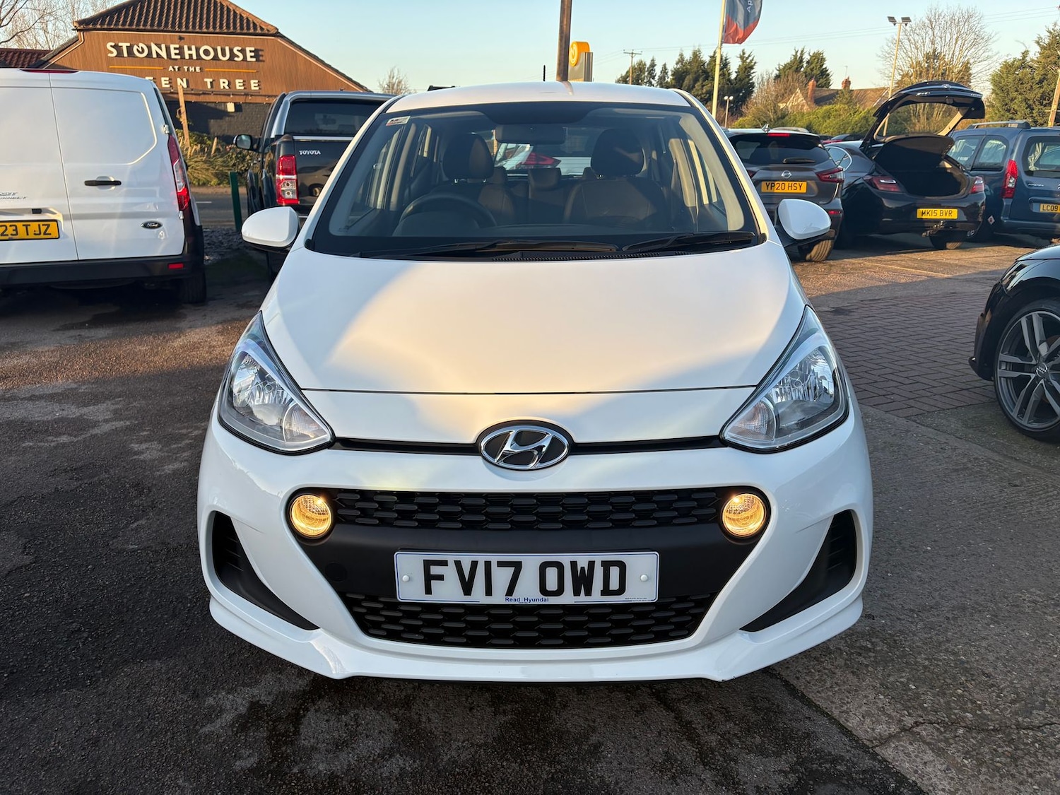 Used Hyundai i10 2017 for sale - 77010614: Photo 5