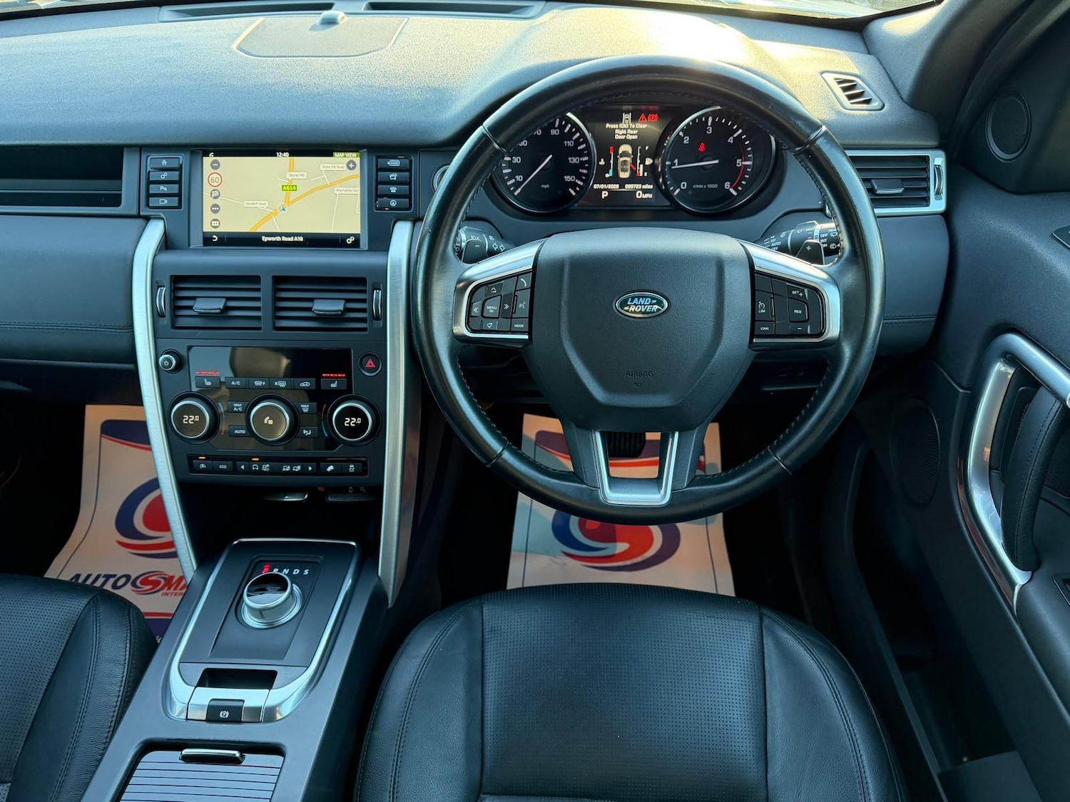 Used Land Rover Discovery Sport 2015 for sale - 77169447: Photo 11